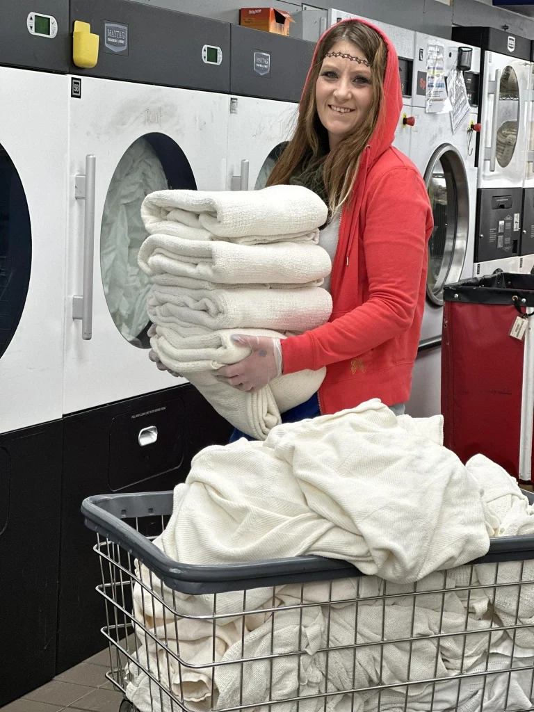 Professional Laundry Service in Otis Orchards
